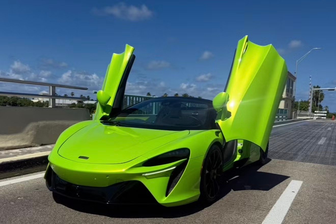 McLaren Artura